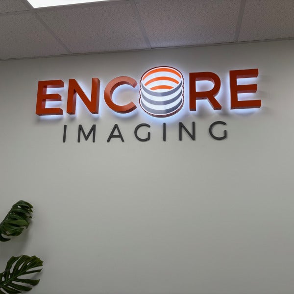 Signage that Stands Out in West Palm Beach