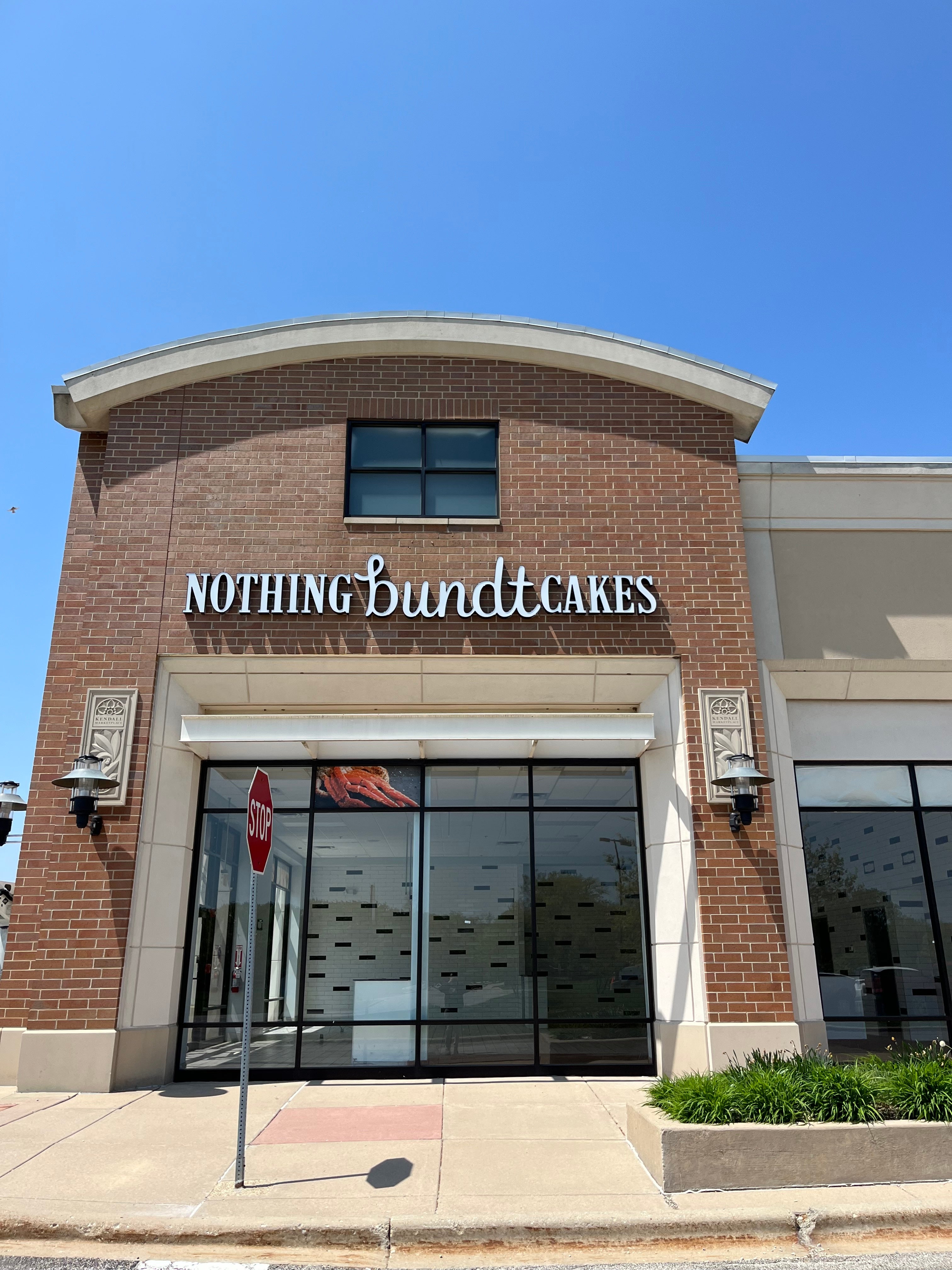 Custom Signs for Your Woodridge Business