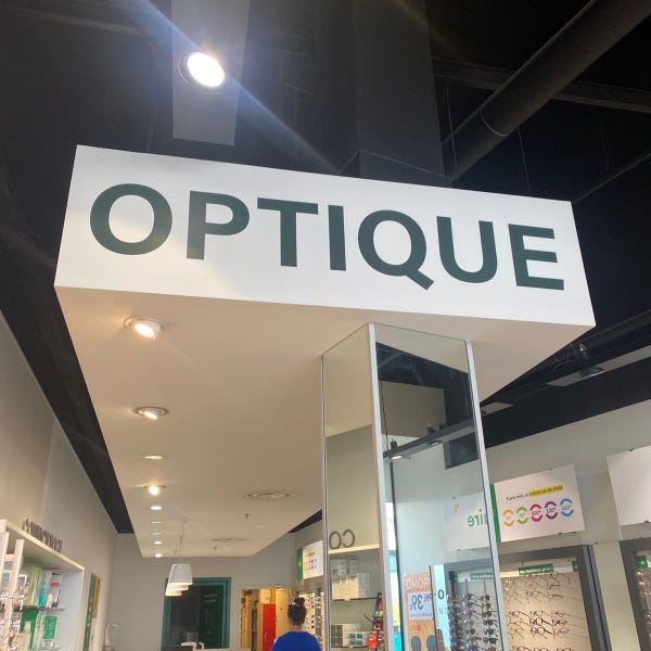 Décoration et signalétique en intérieur