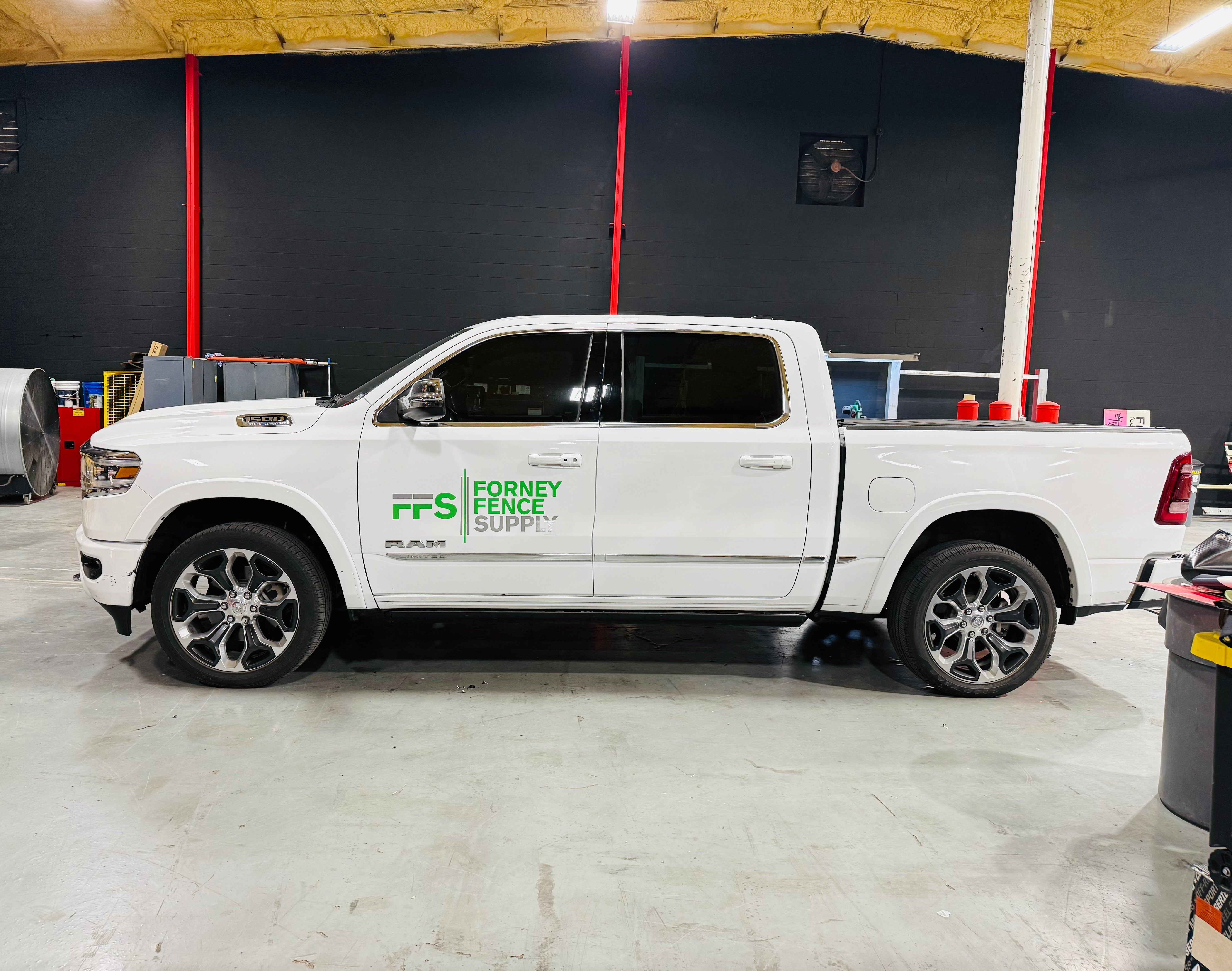 Spot Graphics: A Cost-Effective Way to Brand Your Fleet