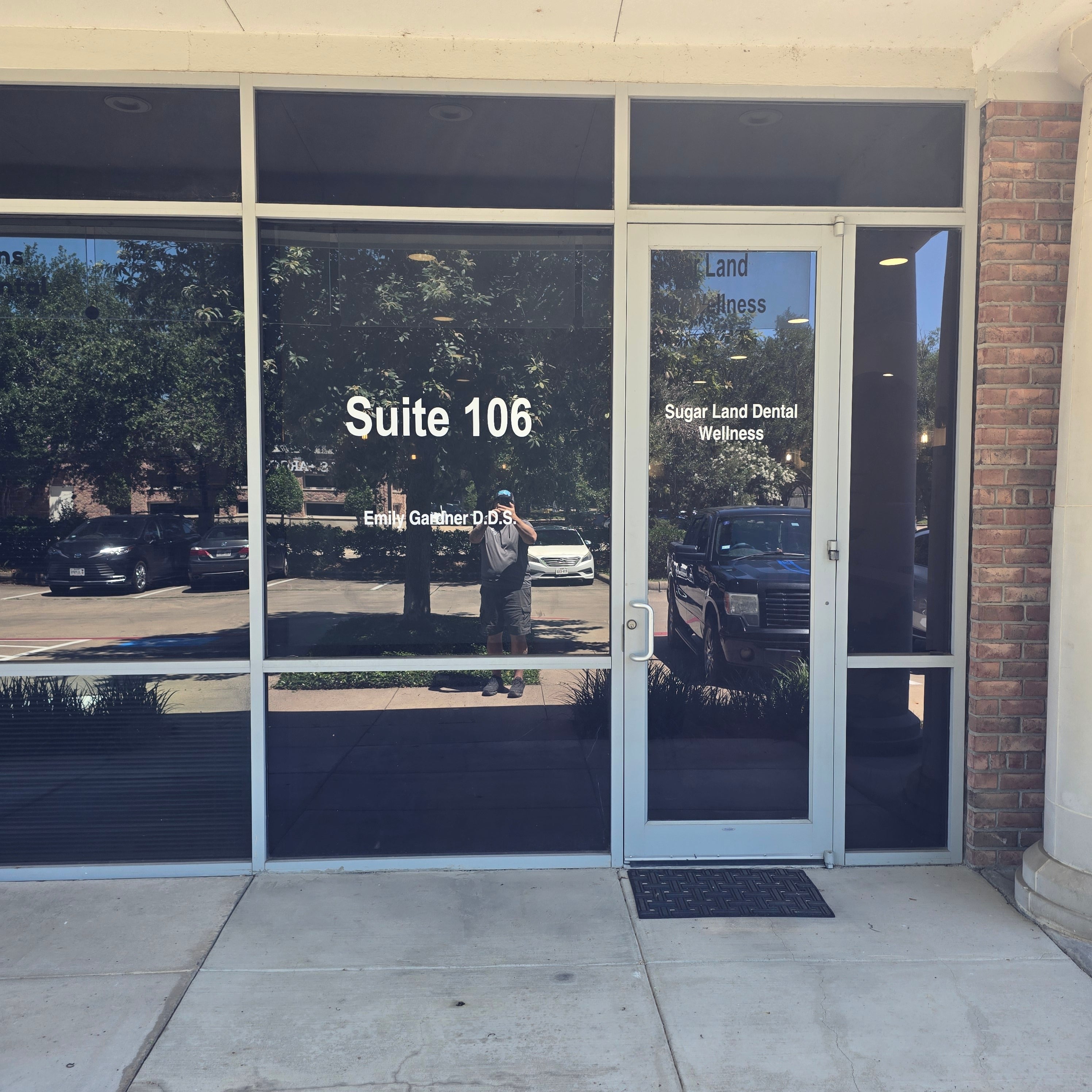 Never underestimate the power of great looking door graphics