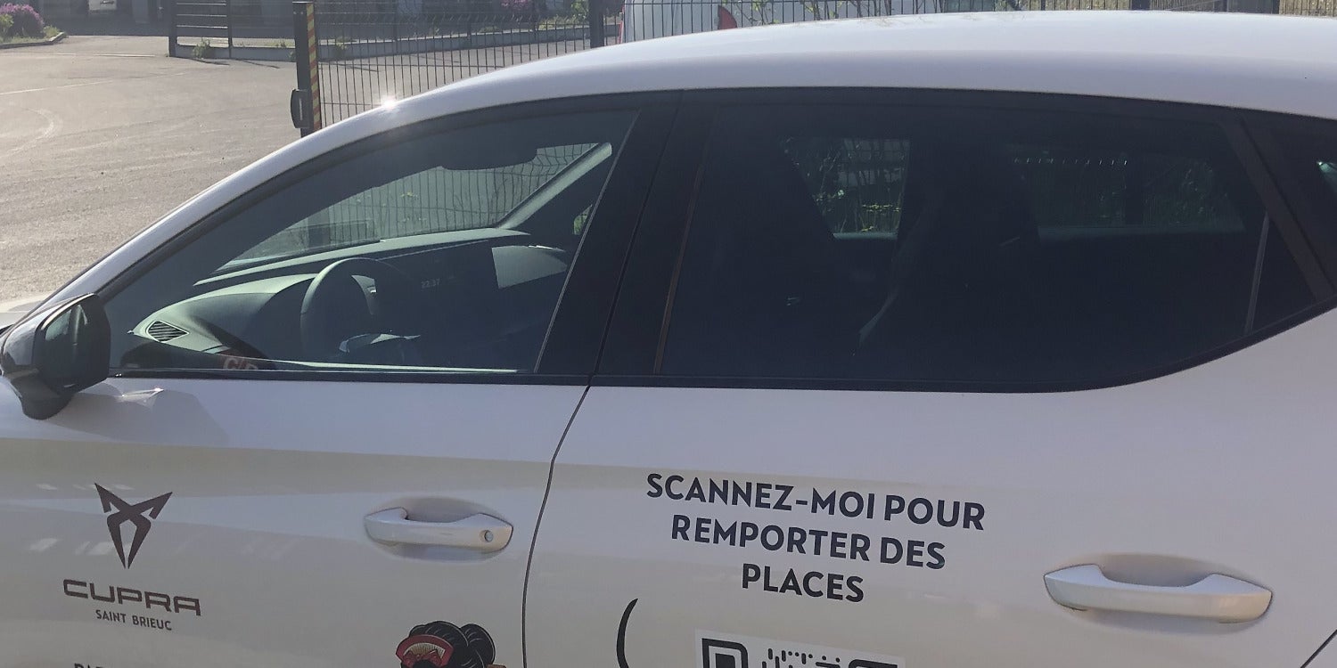 Lettrage Voiture