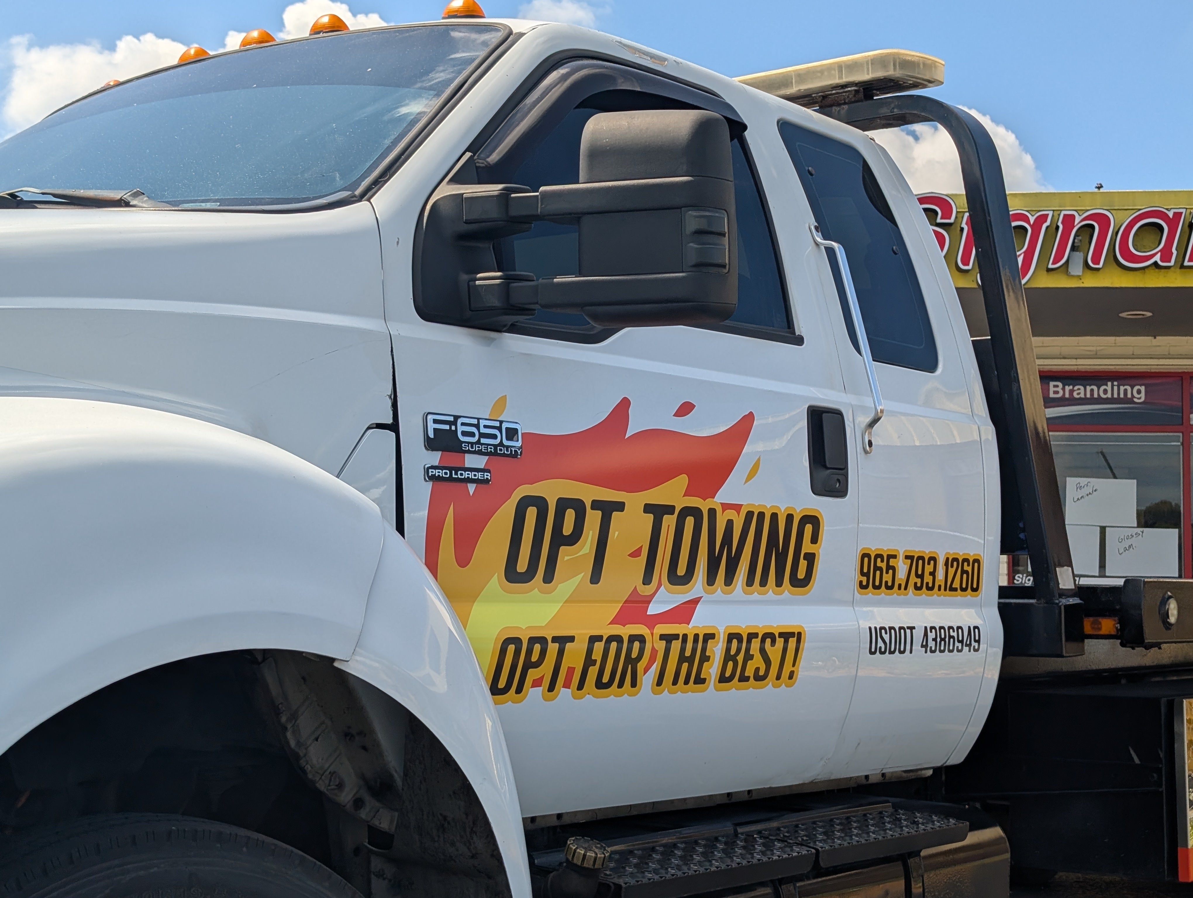 Opt Towing - Vehicle Graphics