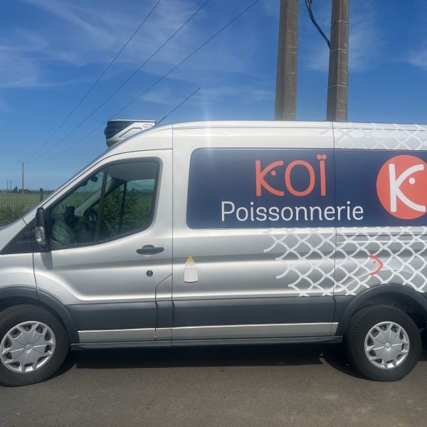 Marquage personnalisé sur véhicule professionnel