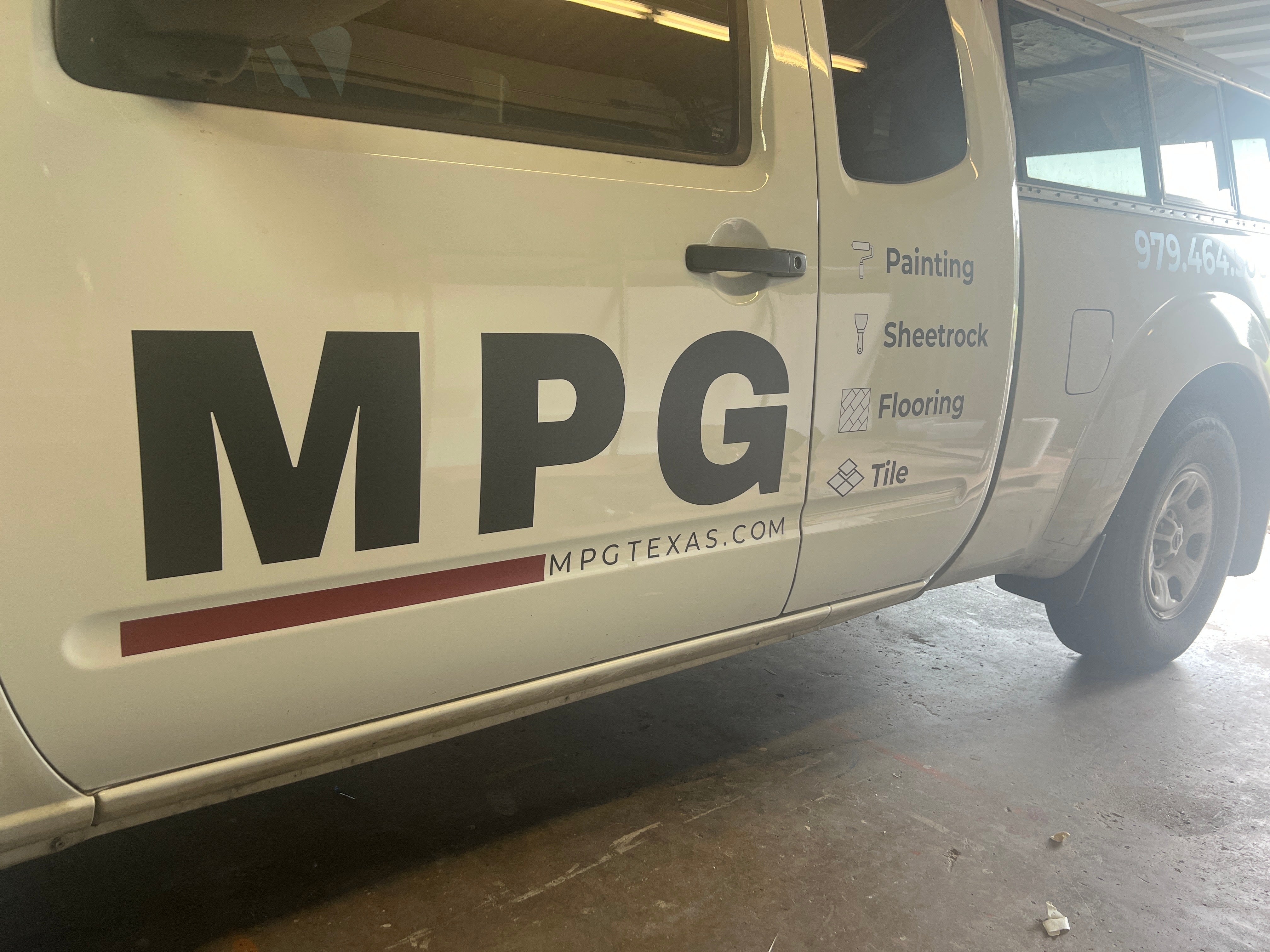MPG vehicle graphics