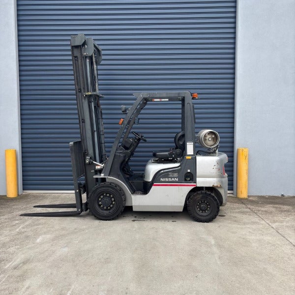 Used Nissan LPG Forklift #W286