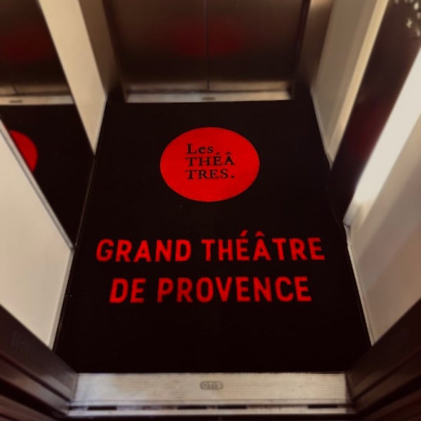Grand Théâtre – Tapis sur-mesure