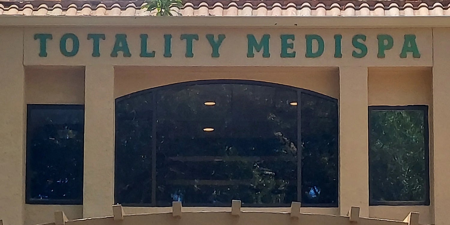 Building & Commercial Signs