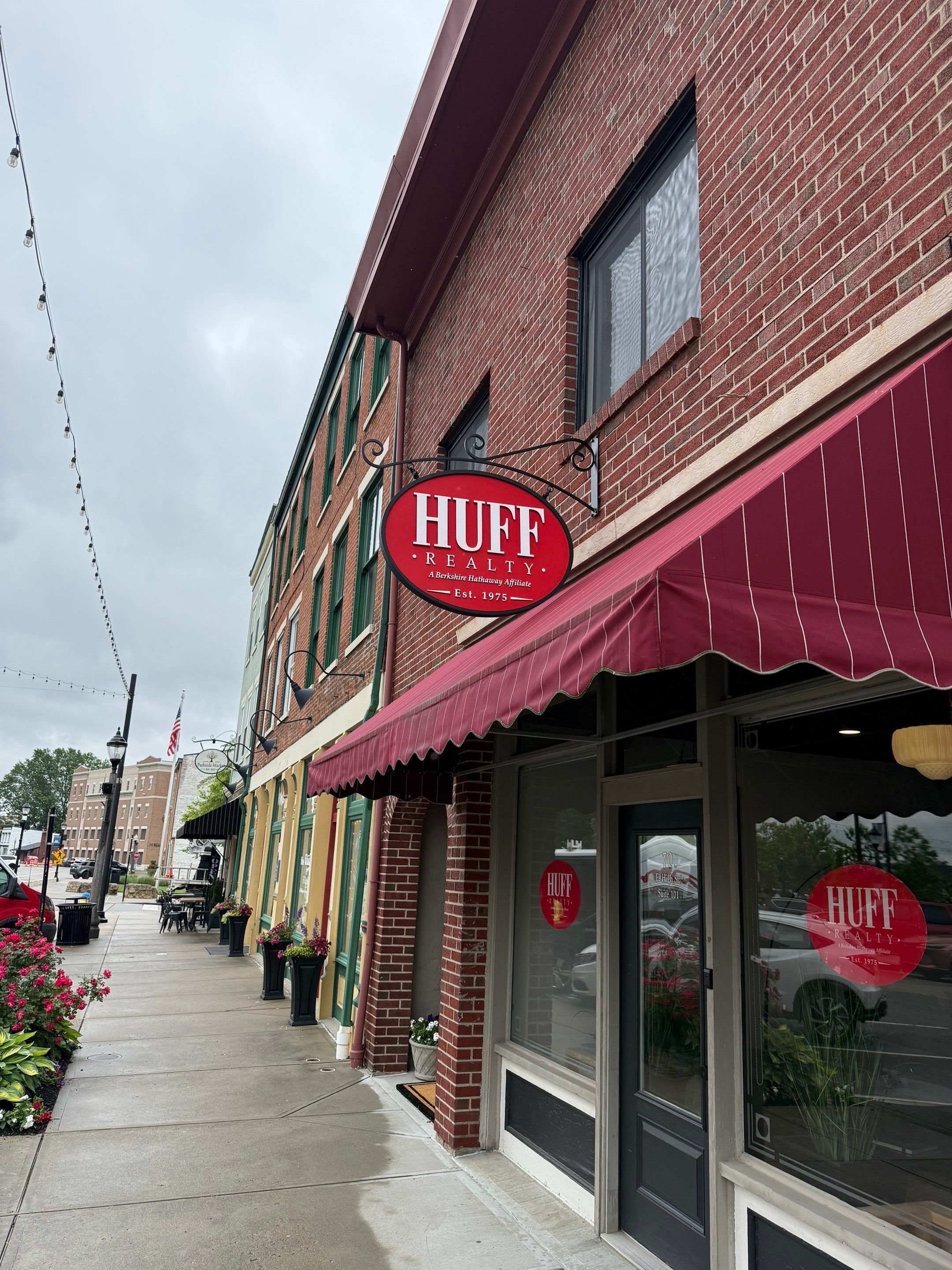 Building & Commercial Signs