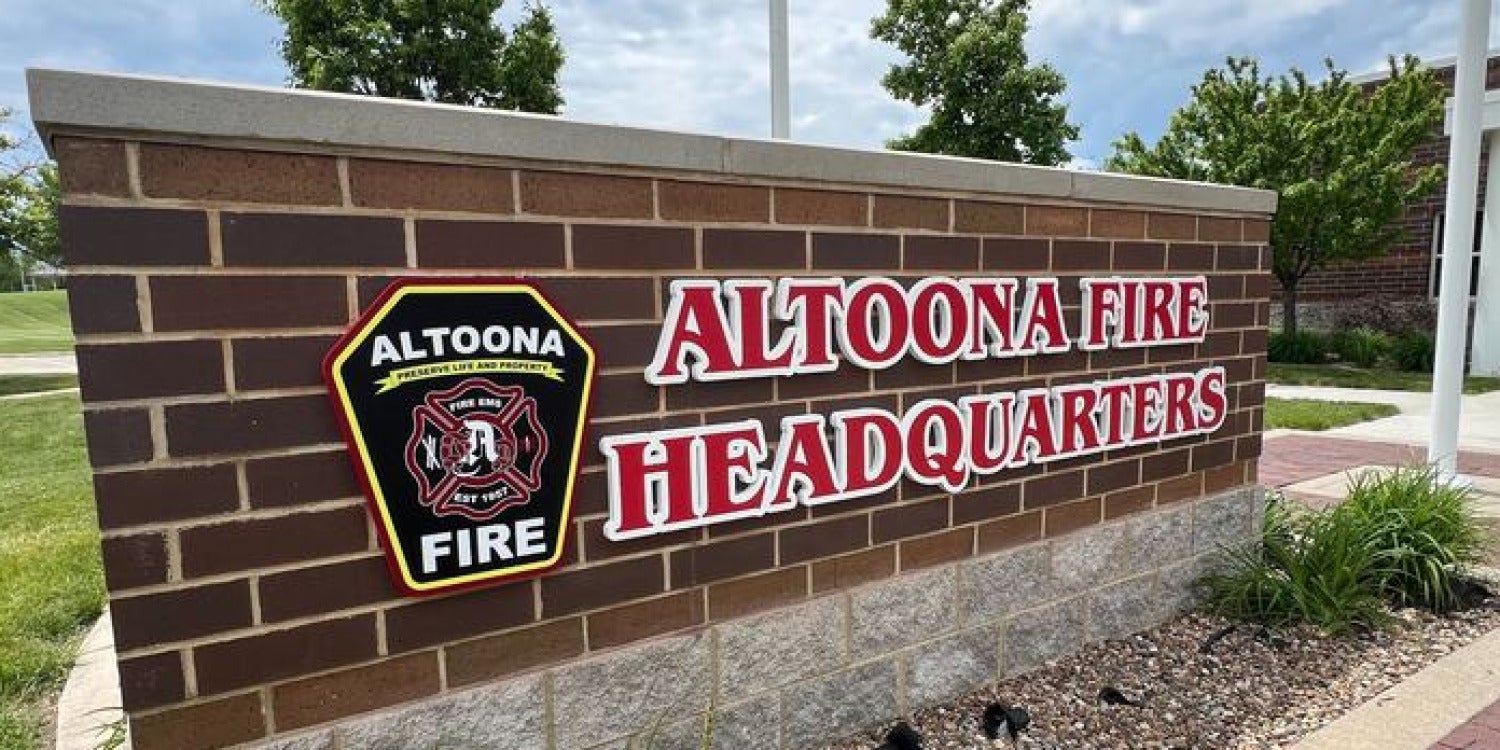 Freestanding & Standalone Signs