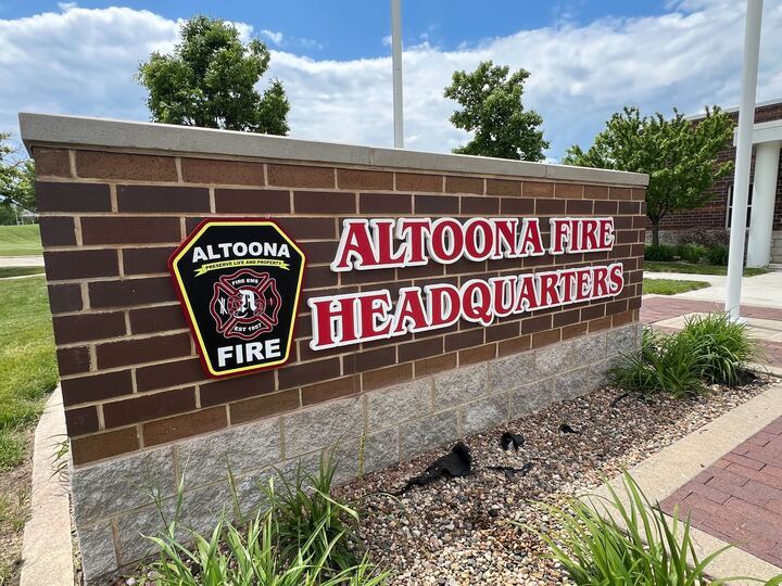Freestanding & Standalone Signs