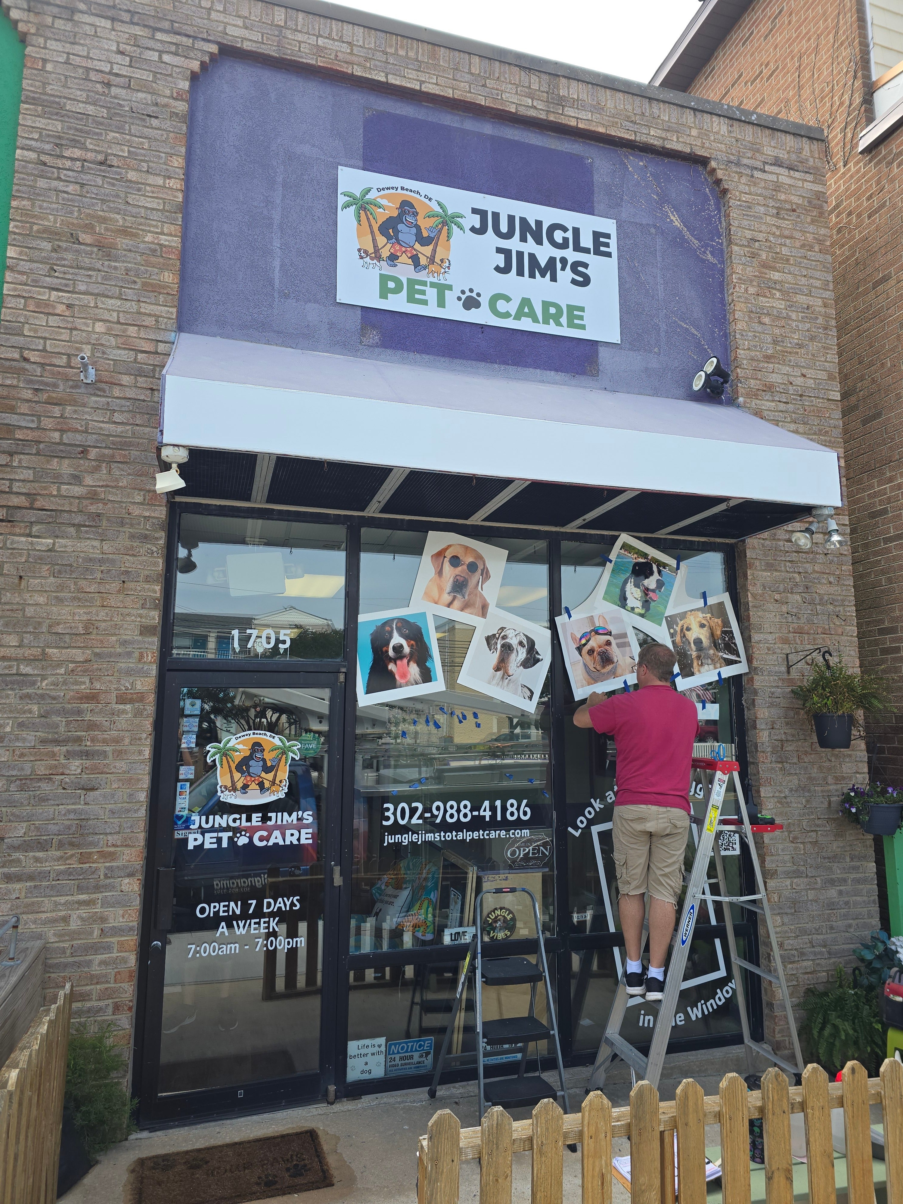 Jungle Jim's Total Pet Care Fresh New Look