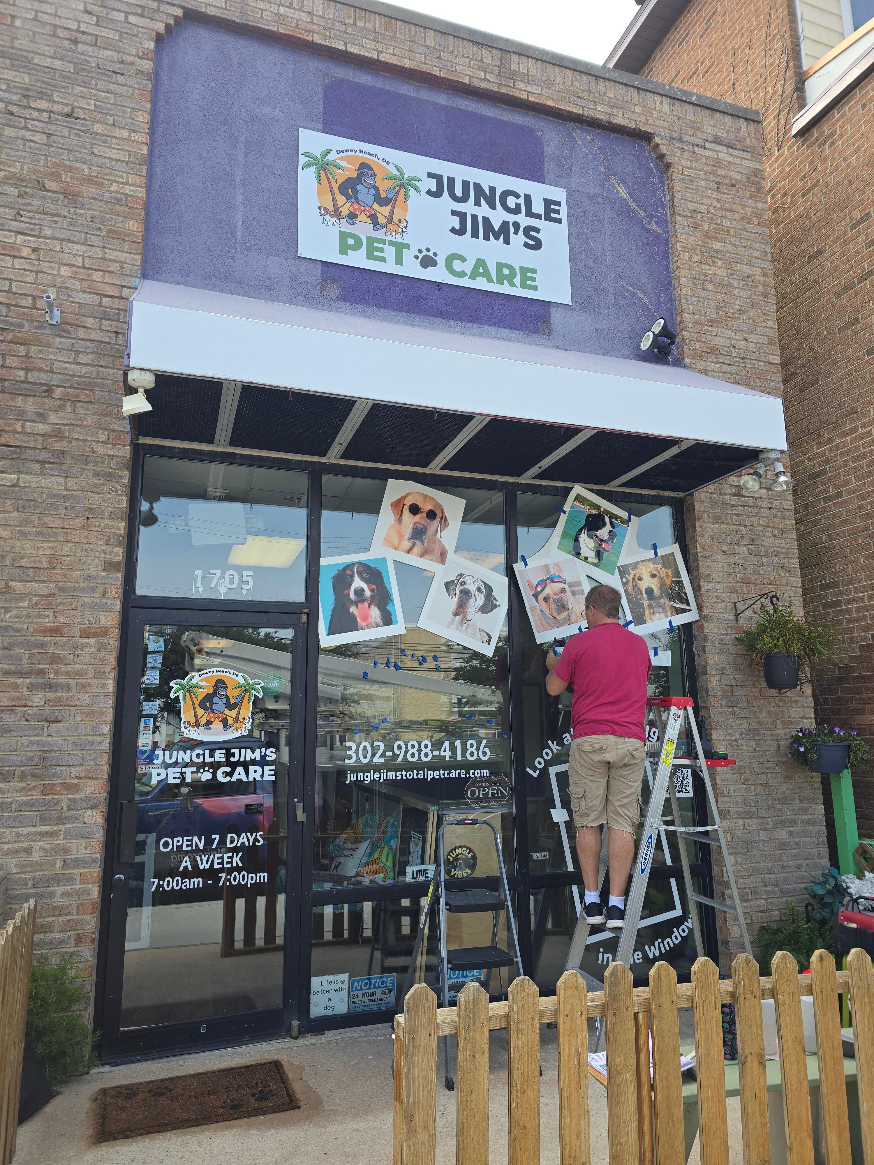 Jungle Jim's Total Pet Care Fresh New Look