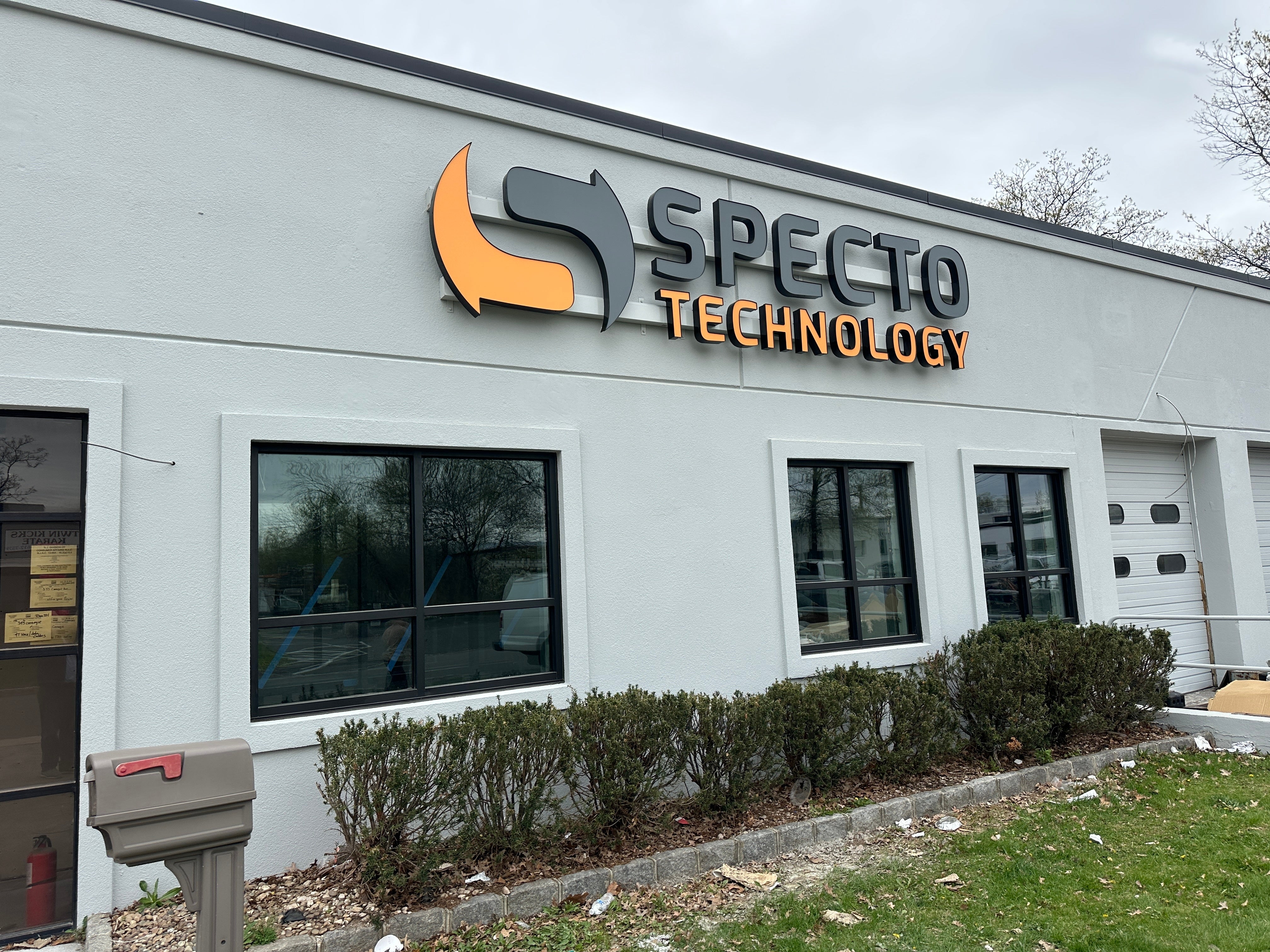Make Your Building Look Spectacular with Channel Letters