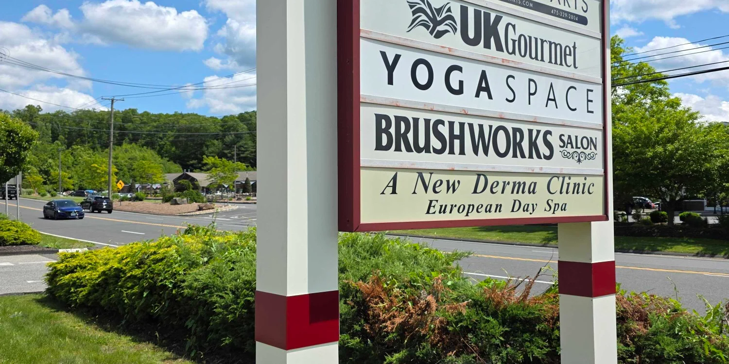 Custom Pylon Signs