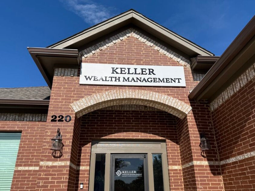 Simple. Sleek. Effective: Storefront Signs That Speak for Themselves