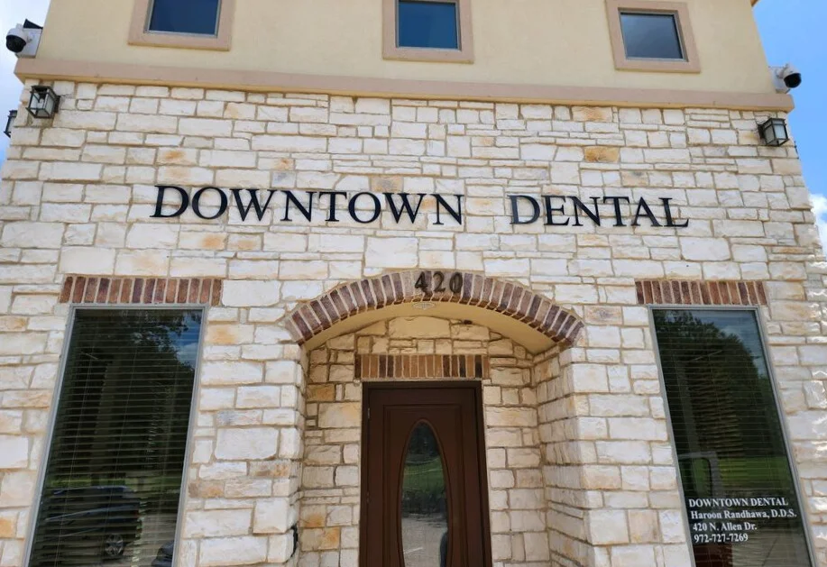 Building & Commercial Signs