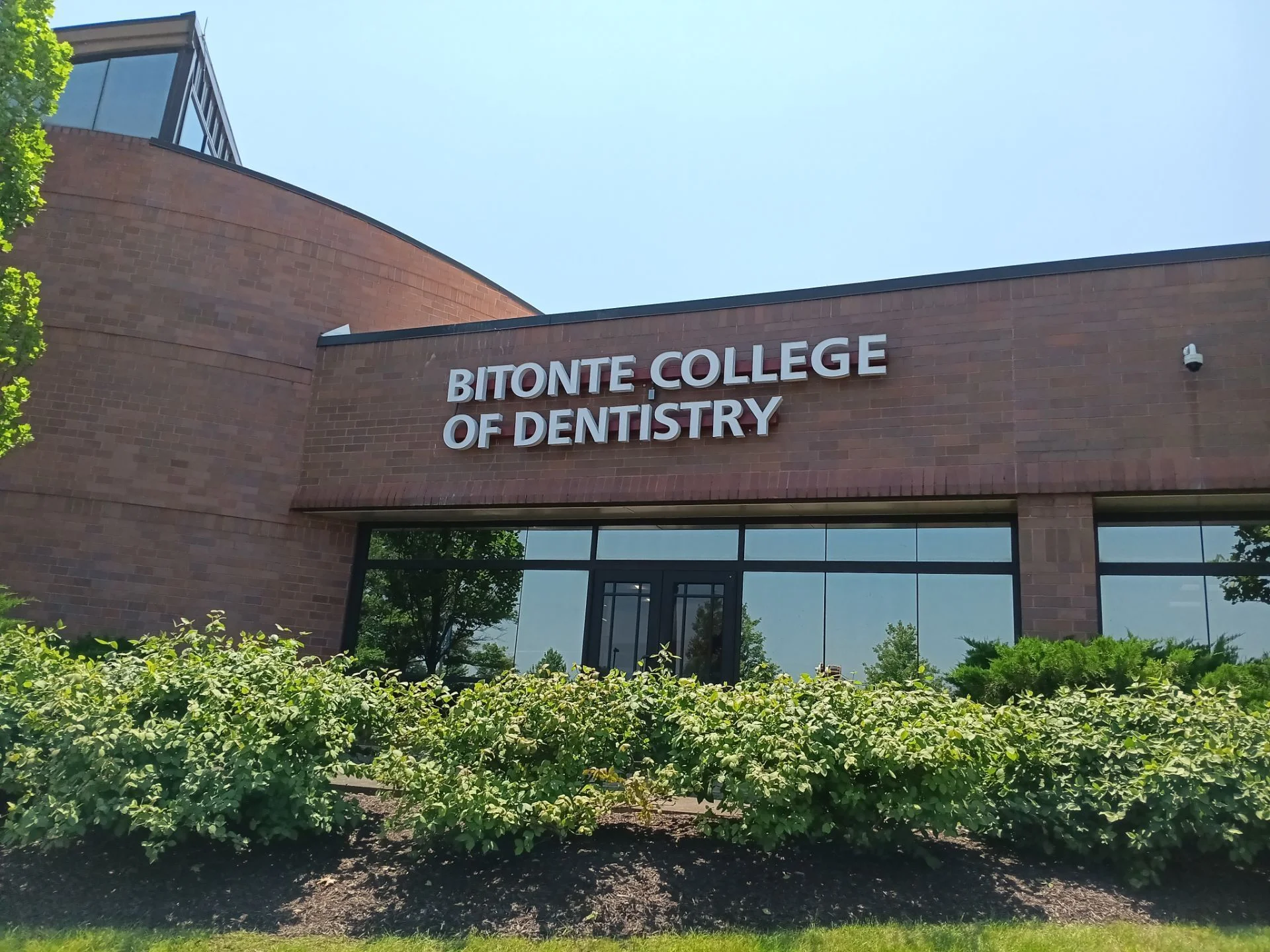 Building & Commercial Signs