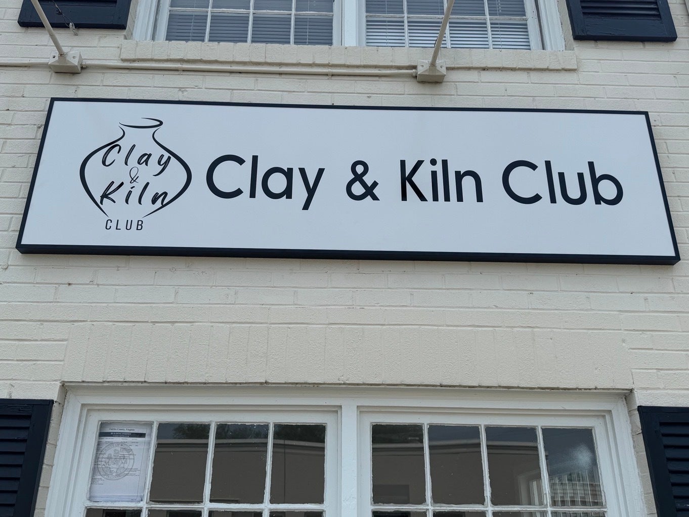 Custom Studio Sign for Clay and Kiln in Vienna, VA – Where Creativity Meets Mindfulness
