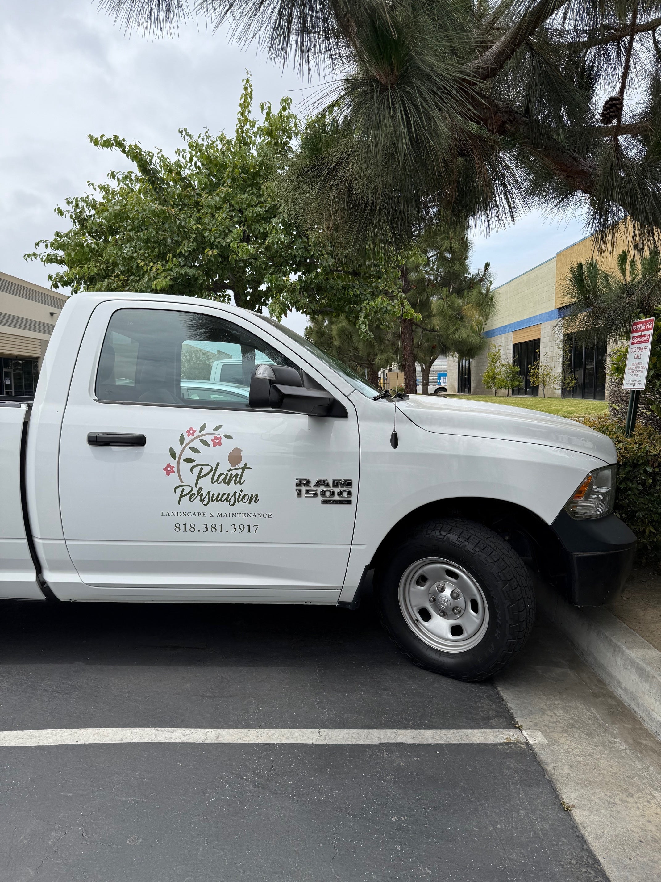 Contour Cut Vinyl Graphics for Commercial Truck | Signarama