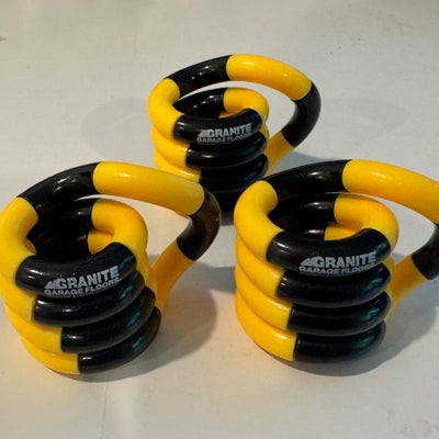 https://cdn.gorilladash.com/images/media/17296974/fully-promoted-usa-fidget-twisters-square-6851e565492a2.jpg?auto=webp&crop=1%3A1%2Csmart&width=400