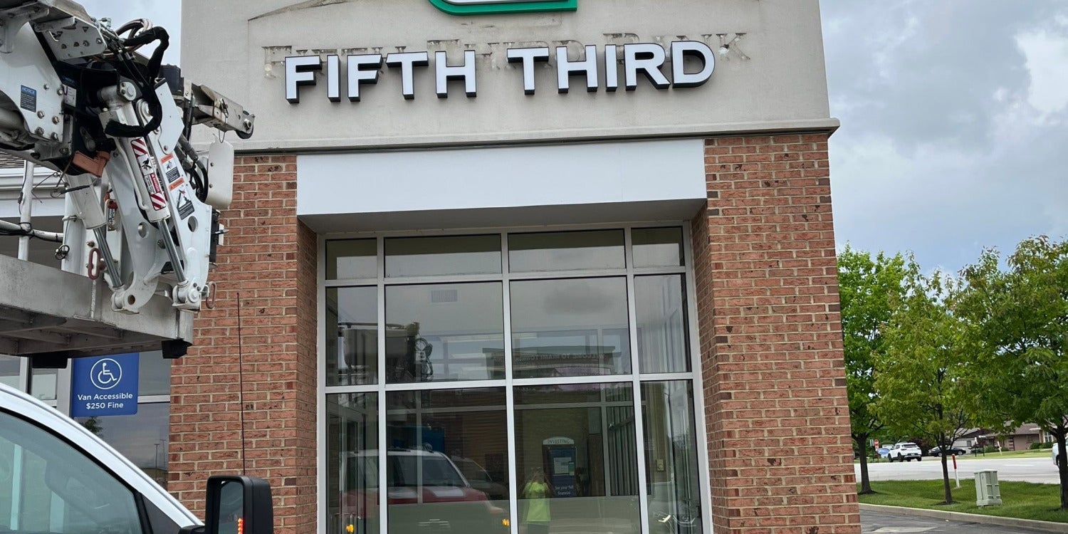 Sign Installation & Installers