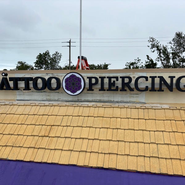 Tattoo & Piercing