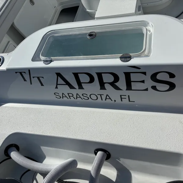 TT Apres boat decal