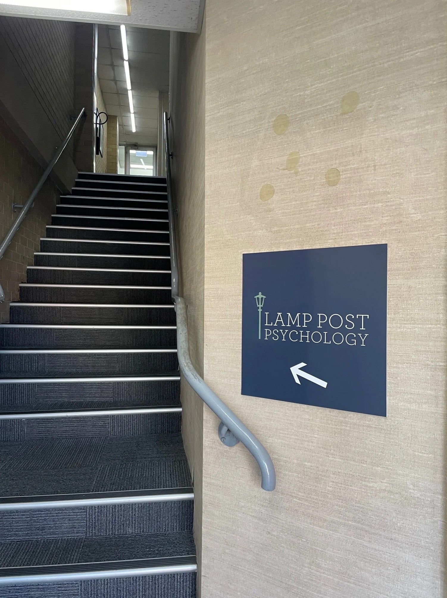 Office Signage - Lamp Post Psychology - Greensborough VIC.