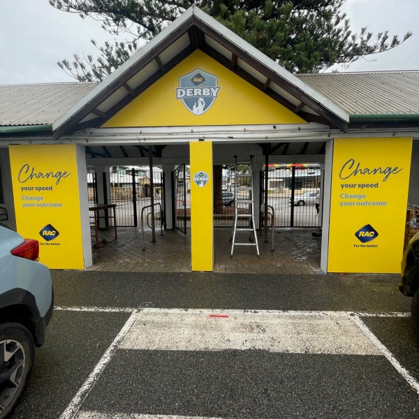  Need Event Signage That Pops—Without Blowing the Budget? 