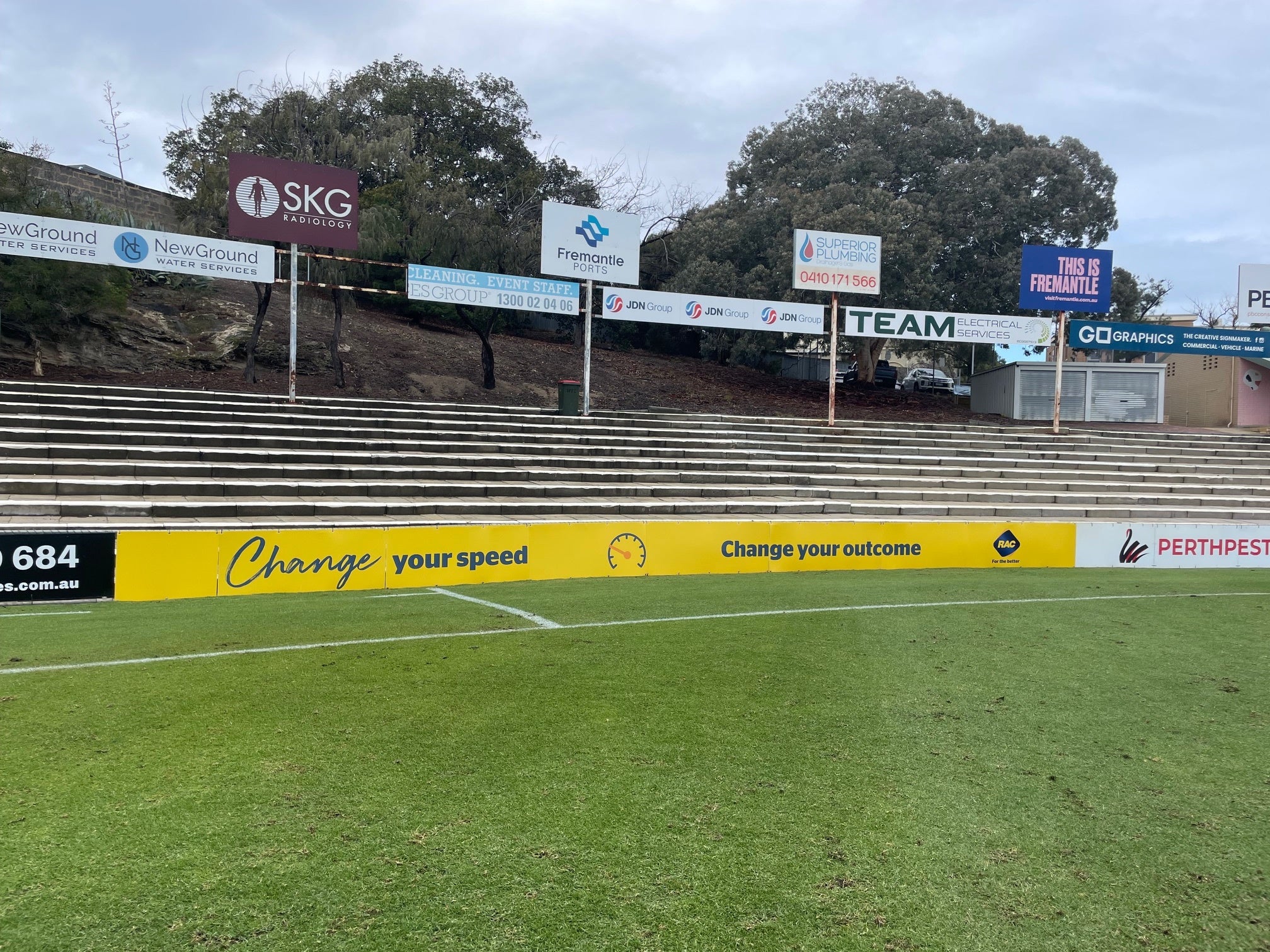  Need Event Signage That Pops—Without Blowing the Budget? 