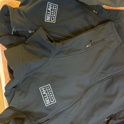 https://cdn.gorilladash.com/images/media/17361693/fully-promoted-usa-polos-square-6862abf4d791b.jpg?auto=webp&crop=1%3A1%2Csmart&width=400