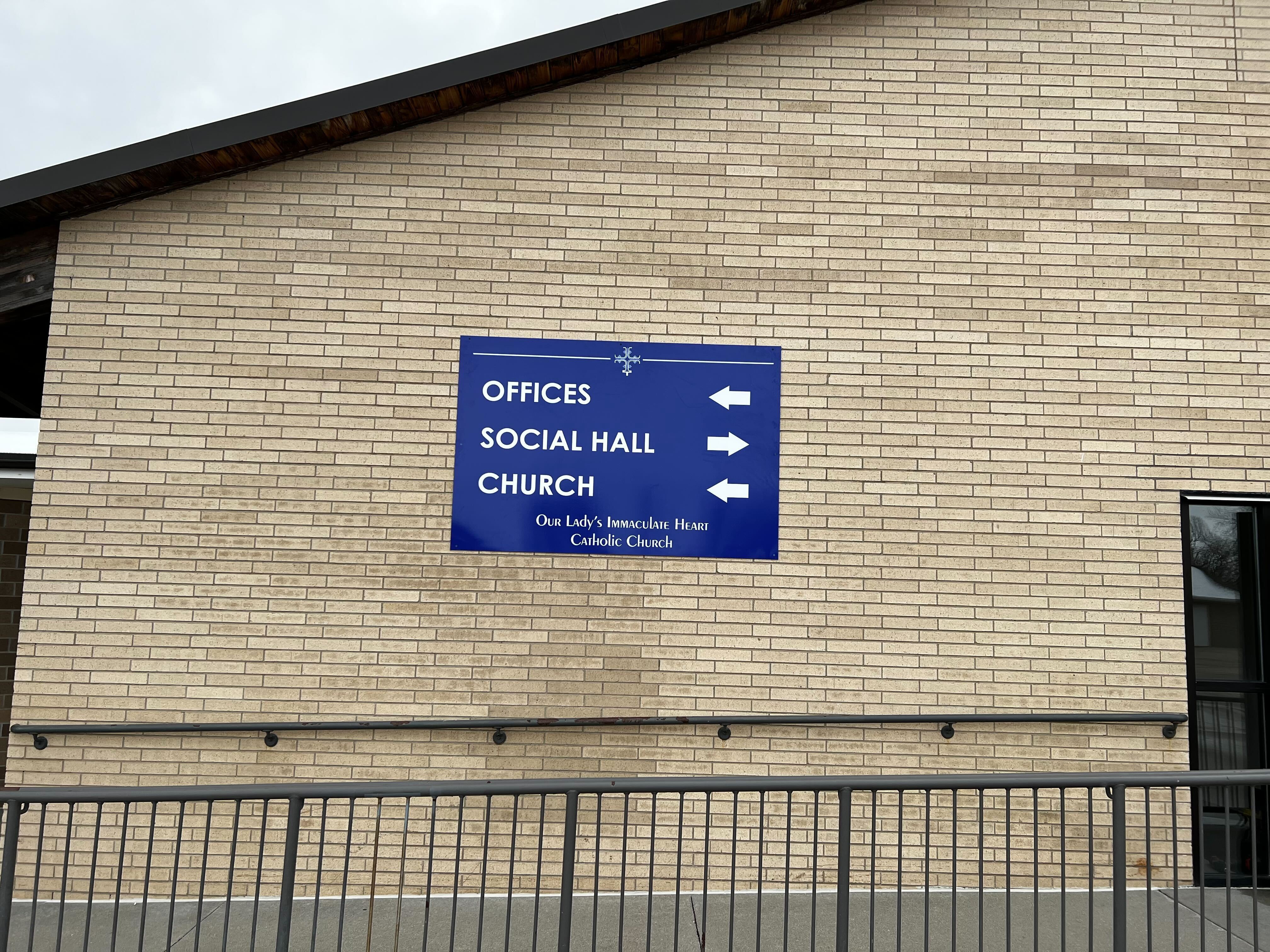 Directional Signs & Signage