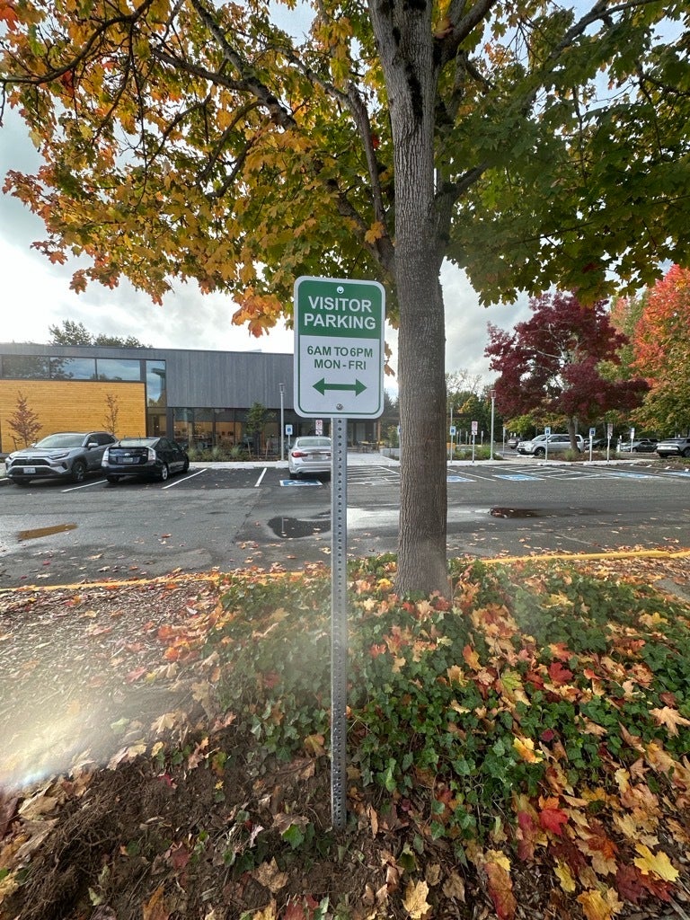 Why High-Quality Navigational Signage Matters for Property and Facility Managers