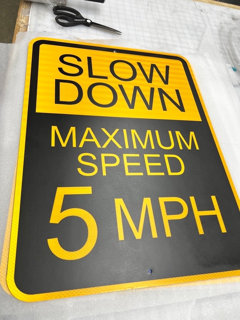 Why High-Quality Navigational Signage Matters for Property and Facility Managers