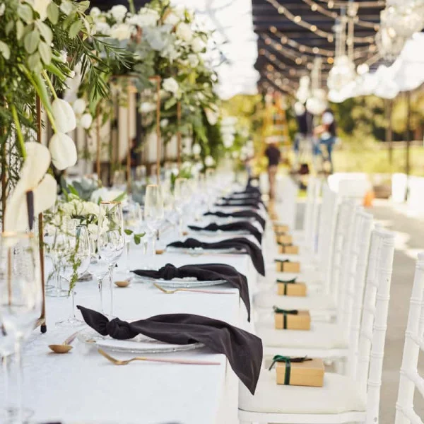 Wedding Etiquette 101: Navigating Dos and Dont's
