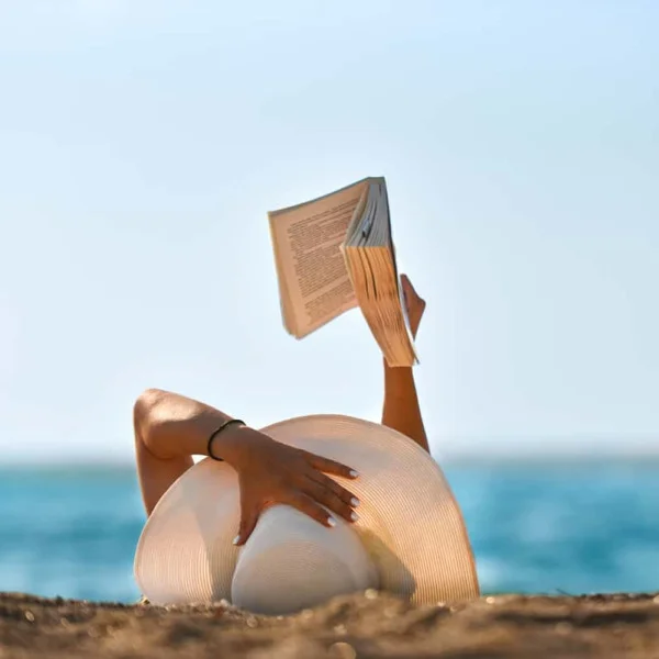 Your Perfect 2024 Summer Reading List