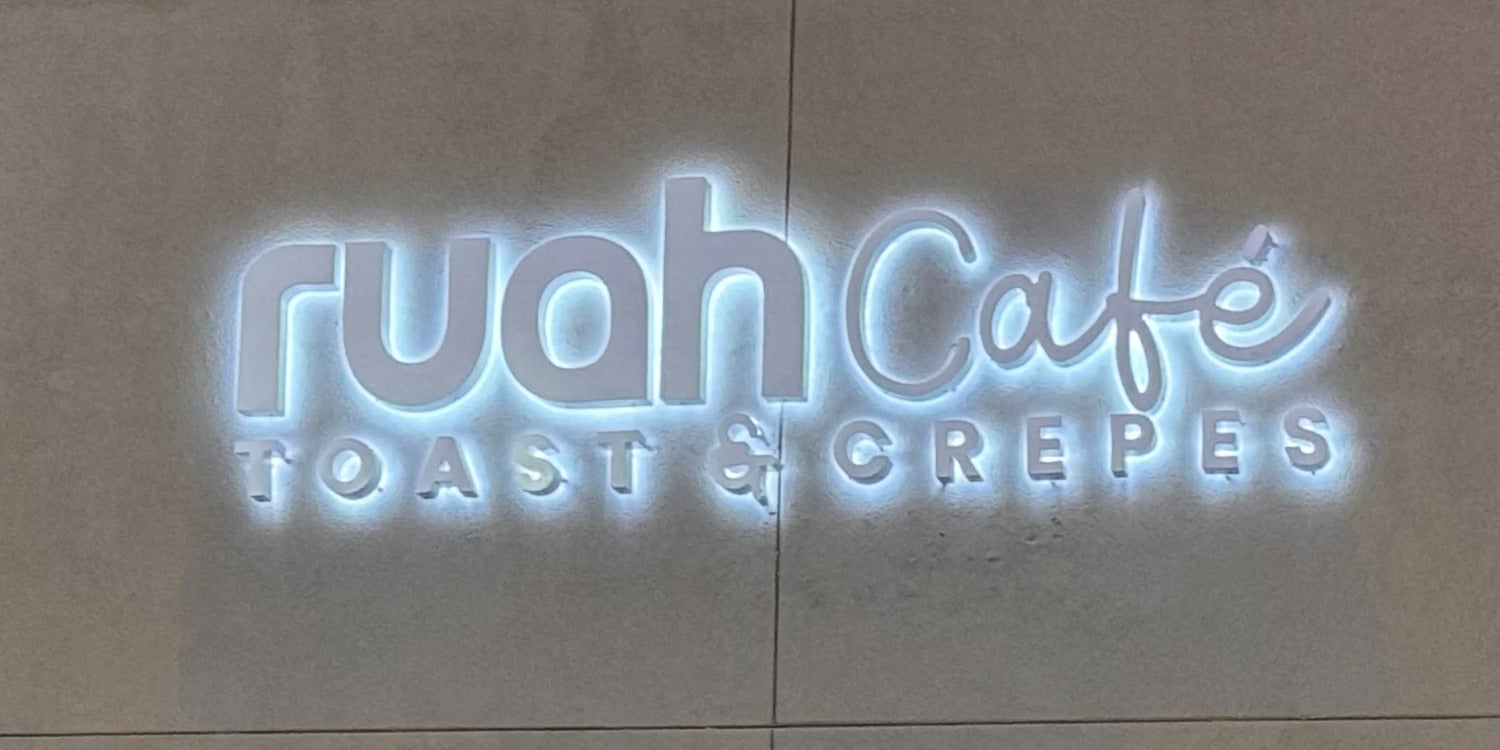 Illuminated & Lighted Signs