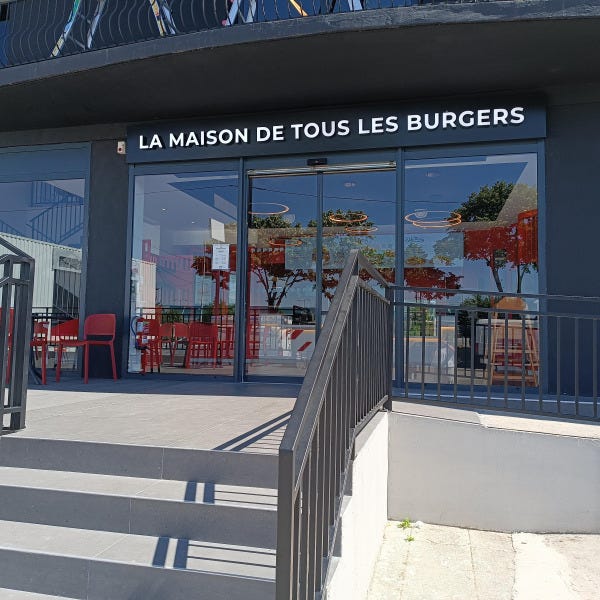 lettres lumineuses par la face