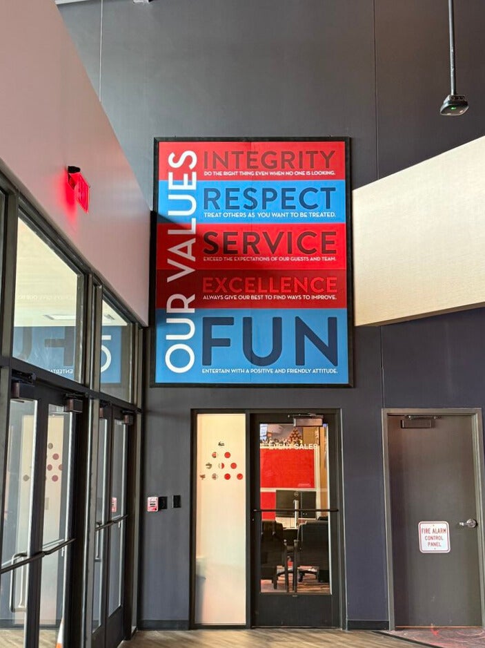 Signage Solutions for Entertainment Venues – Our Work with Pinstack