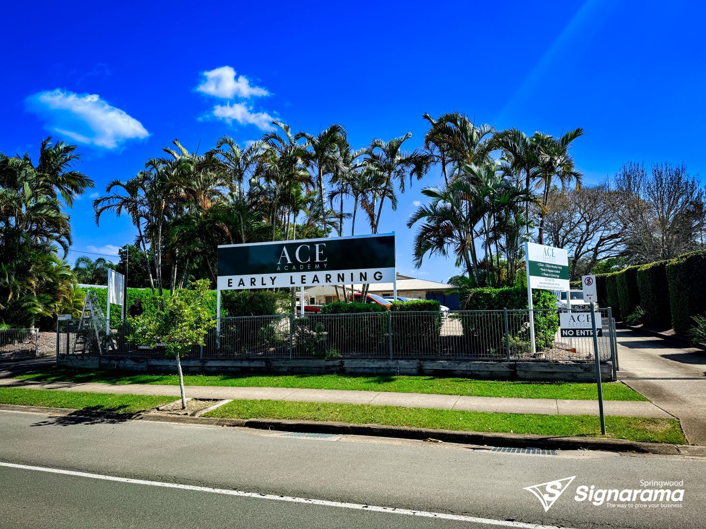 ACE Academy – post and panel signage