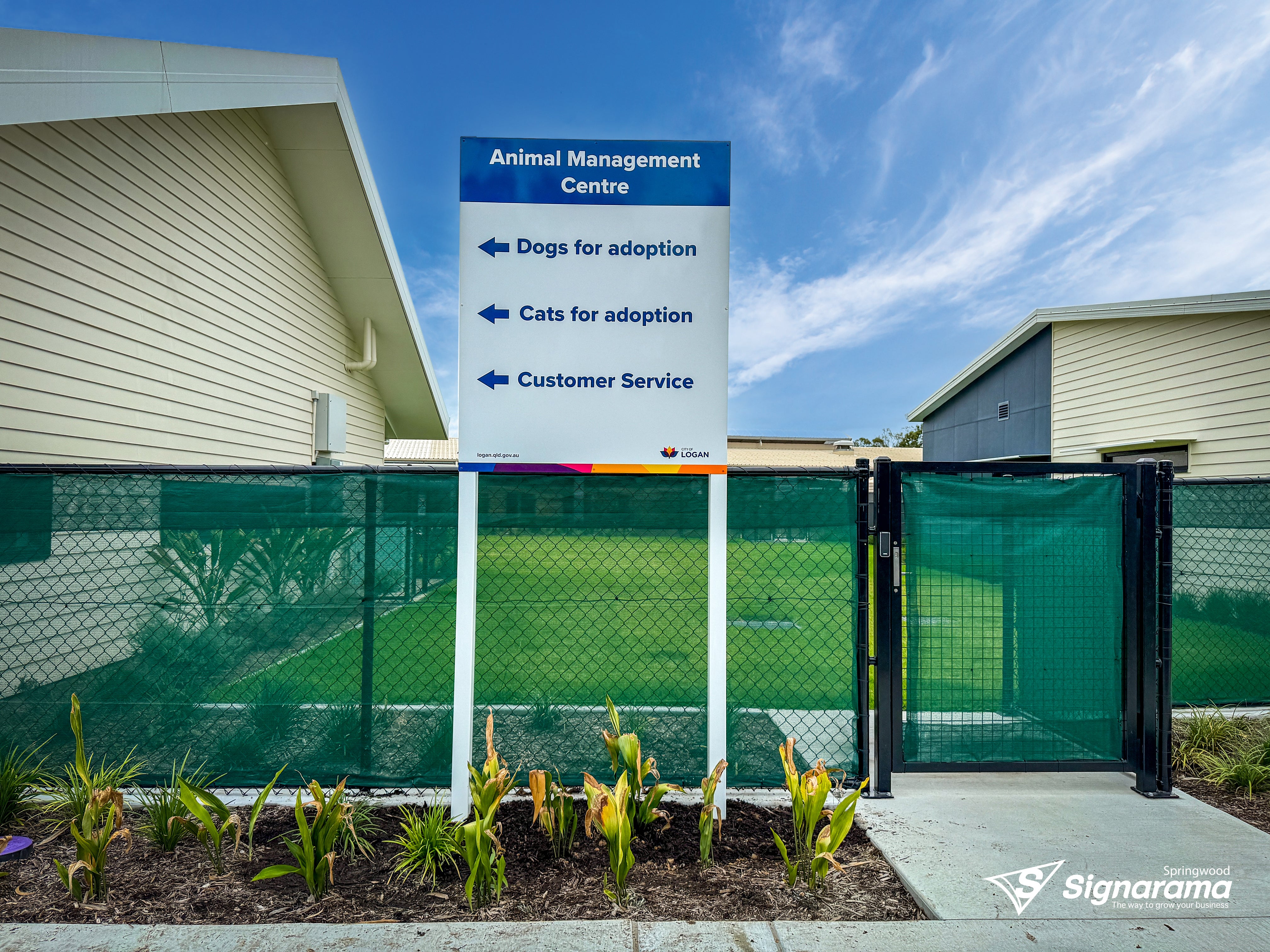 LCC Animal – post and panel signage
