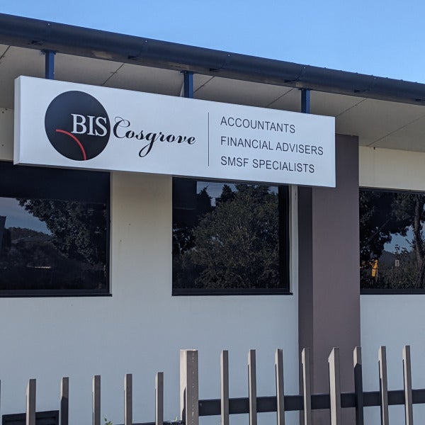 Bis Cosgrove Sailtrack Banner Lightbox
