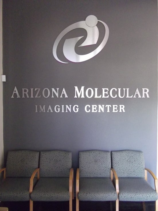 Your Complete Guide to Professional Signage Solutions: From Design to Installation
