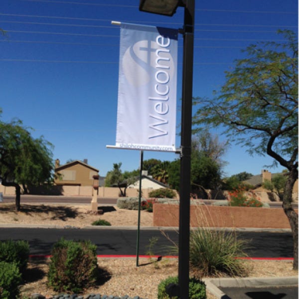 signarama-usa-pole-banner-2-6033fe0ae9338