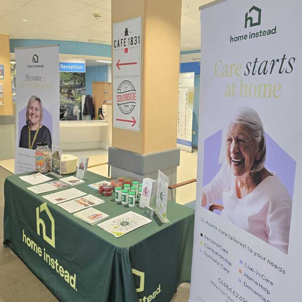 Home Instead’s Young Visionaries and Star Performers Shine in Franchise Awards