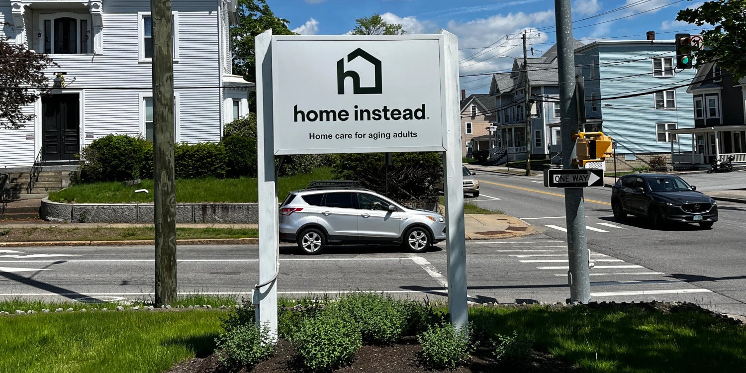 Illuminated & Lighted Signs