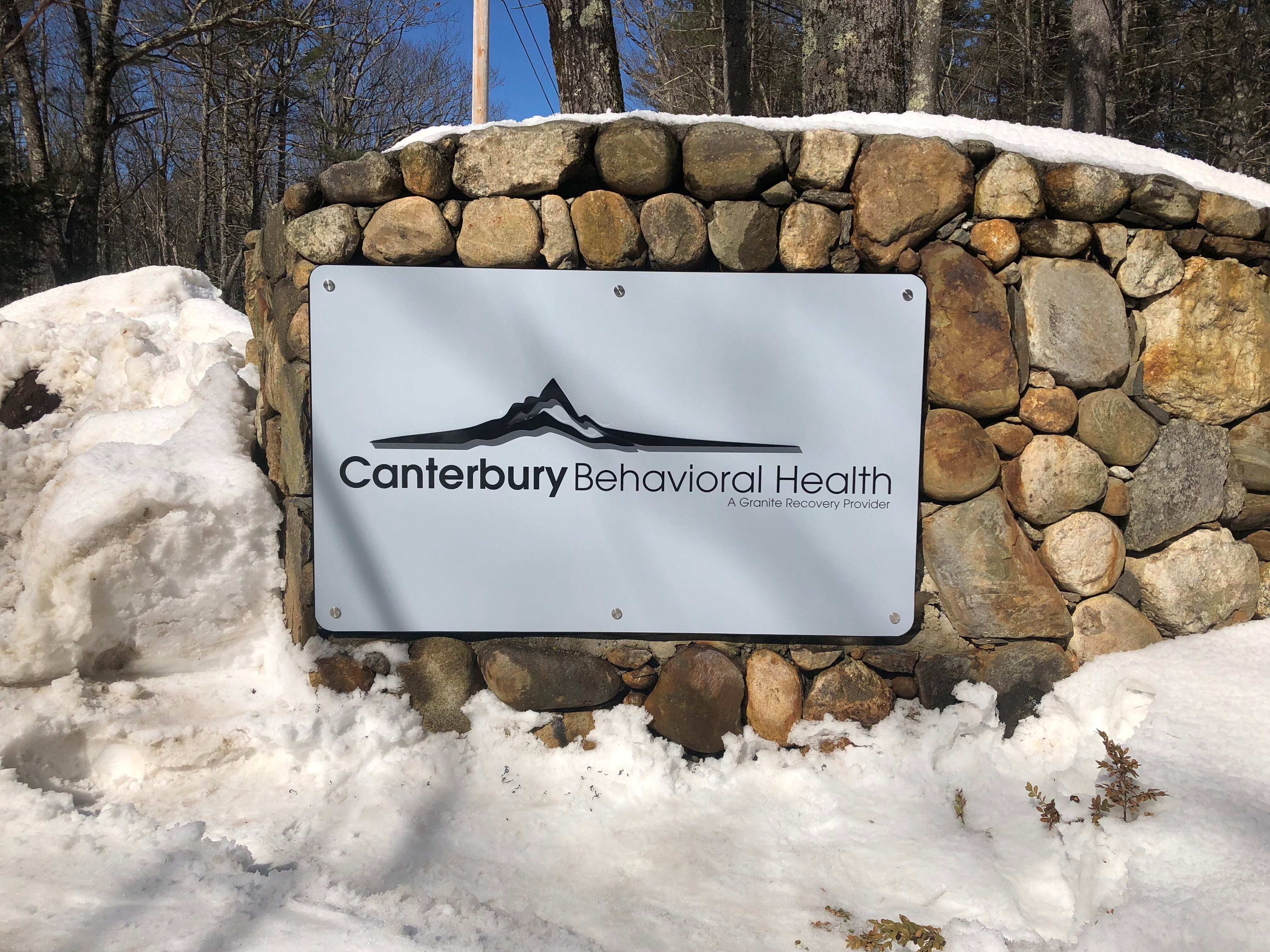 Custom Outdoor Signs for Business