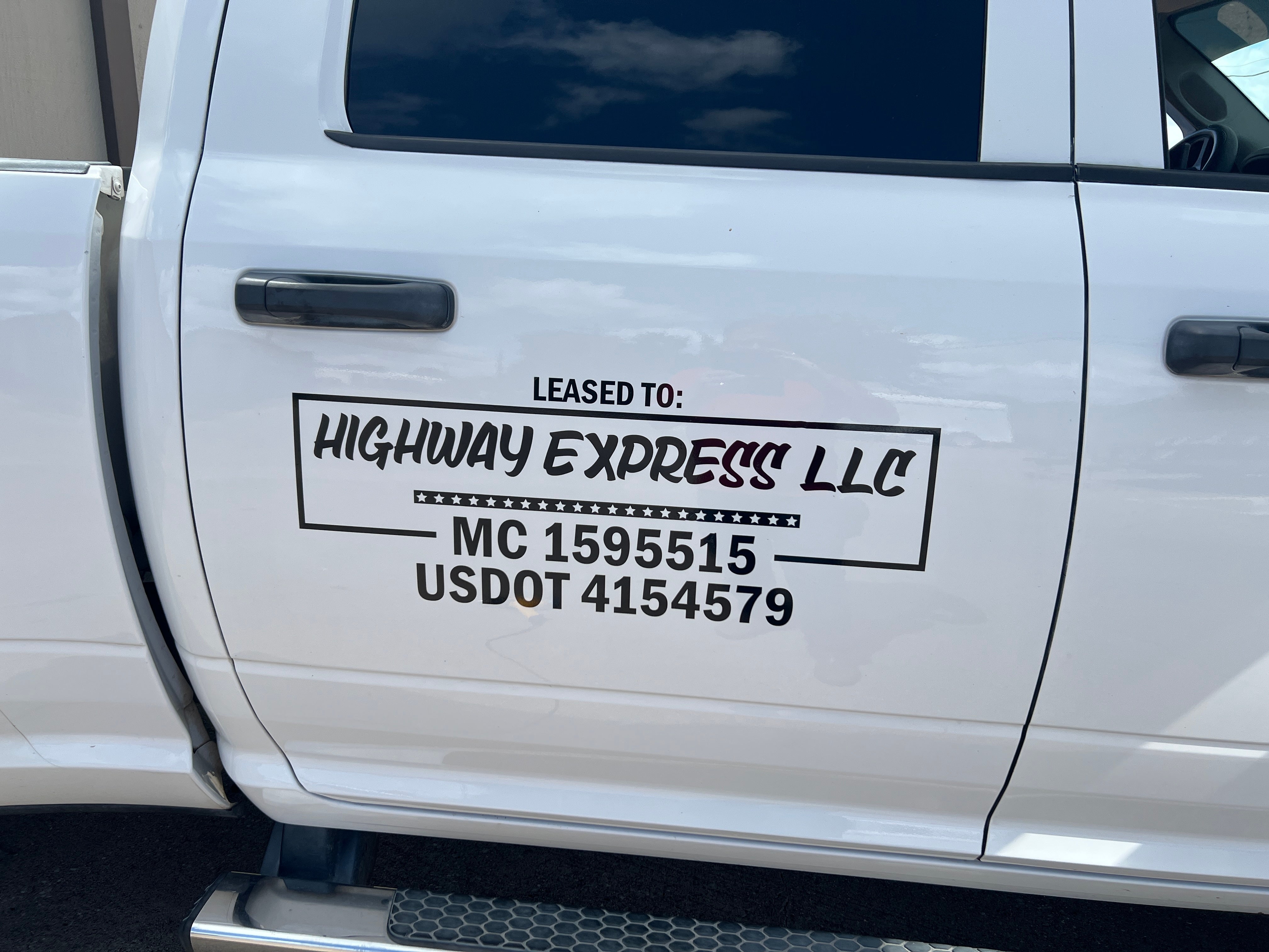 The Complete Guide to Vehicle Lettering: Why Every Local Business Should Be Advertising on the Road