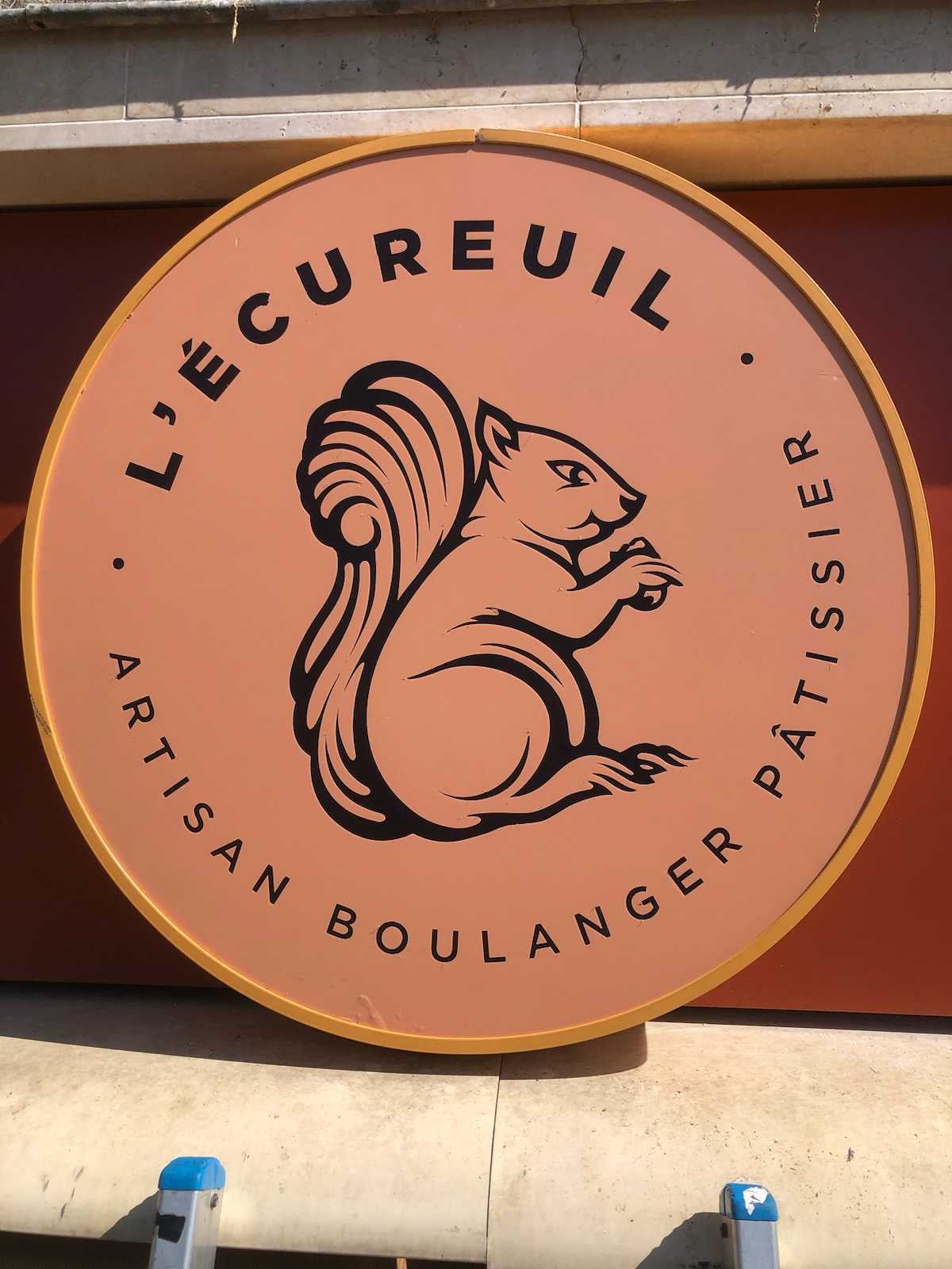 Réalisation signalétique complète : L’Écureuil, artisan boulanger-pâtissier